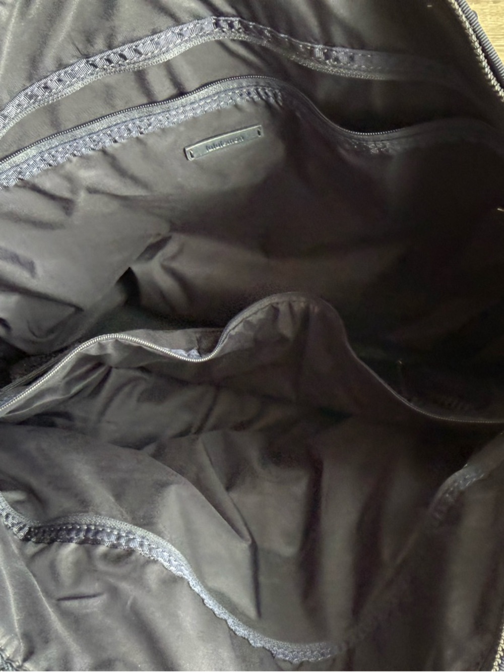 lululemon athletica - gym bag with yoga mat straps - Picture 8 of 14